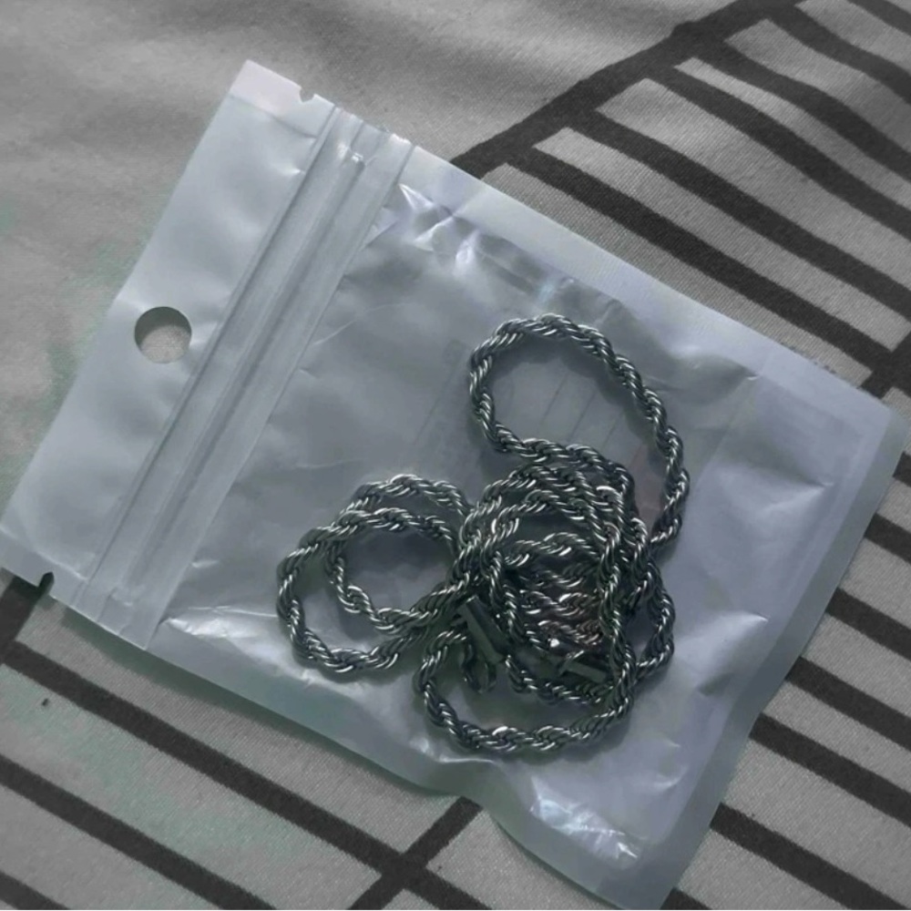 Silver Rope Chain - UNOPENED - Picture 3 of 6